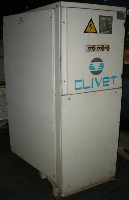 fabrikat Clivet type wrh 292, årg 1998. 34,33 kW. Vand til vand.