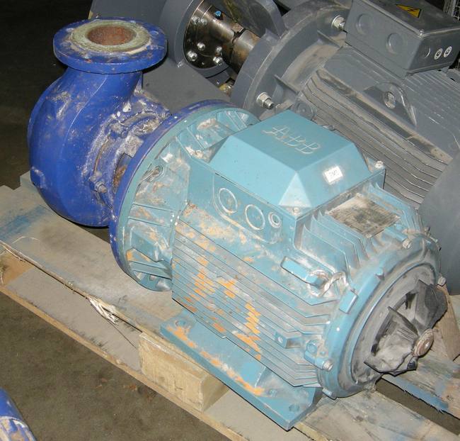 ASEA motor 18,5 kW 2920 o/min. Pumpe KSB model Etablock GN 80 - 160/ 1852.2, 36,5 - 22 mvs.   Motor fod/ flange.